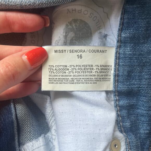 Gloria Vanderbilt Amanda Medium Wash Straight Leg Jean Size 18 - Picture 4 of 12